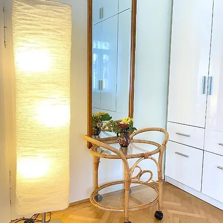 Апартаменты Central Vintage Residency - Balcony & Ac *